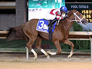 Amherst Street wins the 2013 Tri-State Futurity.