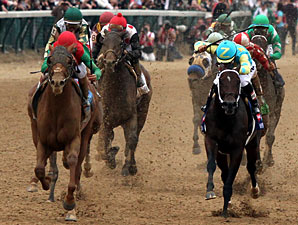 Animal Kingdom wins the 2011 Kentucky Derby.