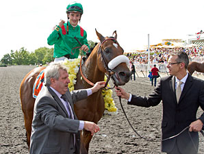 Bayrir wins the 2012 Secretariat.