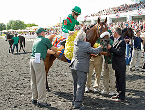 Bayrir wins the 2012 Secretariat.
