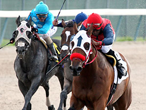 Becausei'mworthit wins the 2012 Cool Air.