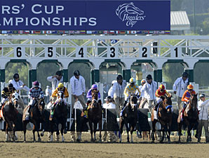 Beholder wins the 2012 Breeders' Cup Juvenile Fillies.