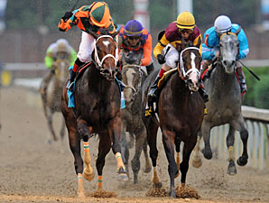 Believe You Can wins the 2012 Kentucky Oaks.
