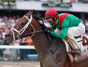 Captain's Lover wins the 2009 Taylor Made Matchmaker.