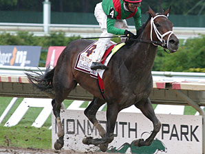 Captain's Lover wins the 2009 Taylor Made Matchmaker.