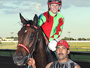Dear Fay wins the 2014 Princess Elaine Stakes.