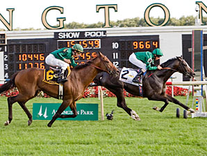 Debussy wins the 2010 Arlington Million.