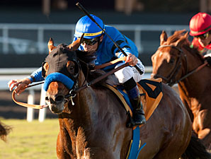 Den's Legacy wins the 2012 Generous.