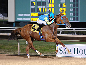 Edplicit wins the 2015 Spirit of Texas Stakes.