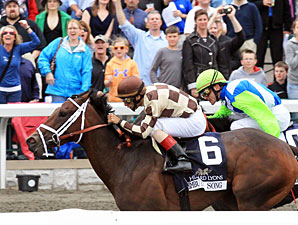 Embur's Song wins the 2011 Doubledogdare.