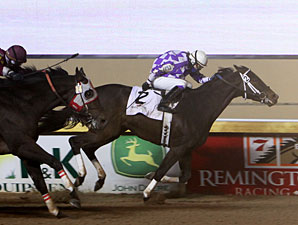Evansville Storm wins the 2011 Jim Thorpe Stakes.