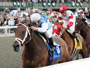 Exhi wins the 2011 Ben Ali.