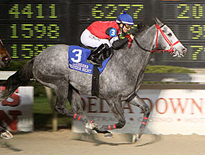 Fifty Acres wins the 2014 LA-Bred Premier Night Ragin Cajun Starter.