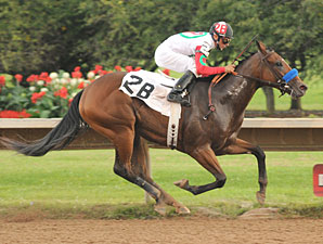 Franny Freud shown winning the 31st Running of The $150,062 Lady Finger Stakes.  