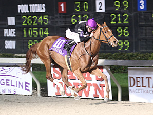 Guadalupe High wins the Night Starlet Stakes.