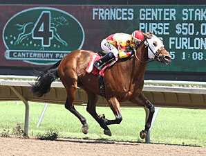 Happy Hour Honey wins the 2012 Frances Genter Stakes.