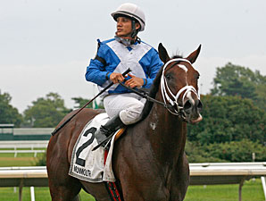 Hunt Crossing wins the 2011 Monmouth Park NATC - Colts.