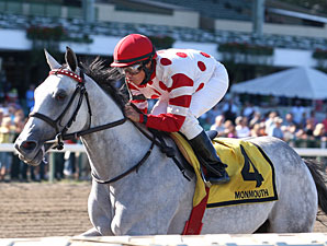 Ima Jersey Girl wins the 2012 Jersey Girl Handicap.