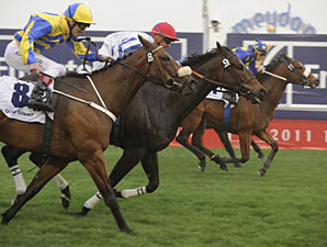 J J The Jet Plane wins the 2011 Al Quoz Sprint.