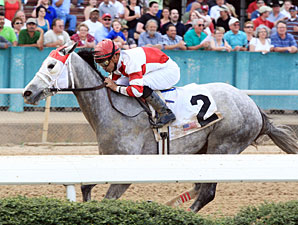 Joyful Victory in the 2011 Fantasy Stakes.