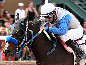 Lakehouse Fun wins the 2013 Chief Narbona