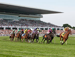 Little Mike wins the 2012 Arlington Million.