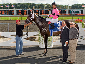Major Gain wins the 2010 Arlington-Washington Futurity.