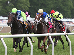 Malibu Way wins the 2012 Lamplighter Stakes.