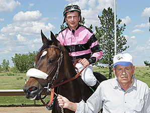 Ms. Battlefield wins the 2014 Silver Cup Futurity Filly Division