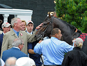 Orb wins the 2013 Kentucky Derby.