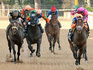 Overanalyze wins the 2013 Arkansas Derby.