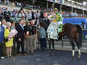 Palace Malice wins the 2013 Belmont Stakes.