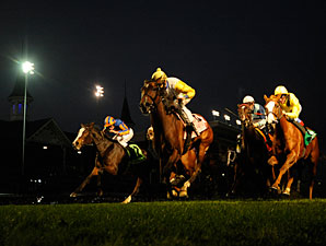 Perfect Shirl wins the 2011 Breeders' Cup Filly & Mare Turf.