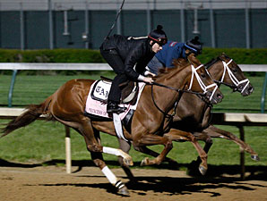 Princess of Sylmar and Fusaichiswonderful at Churchill Downs.