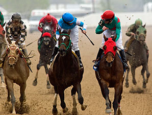 Racing Bran wins the 2010 Milwaukee Avenue Handicap.