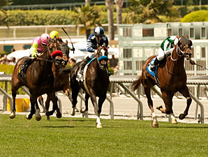 Regally Ready wins the 2011 San Simeon.