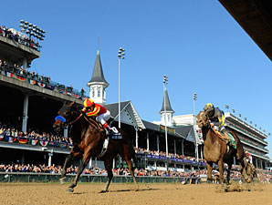 Secret Circle wins the 2011 Breeders' Cup Juvenile Sprint.