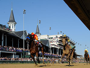 Secret Circle wins the 2011 Breeders' Cup Juvenile Sprint.