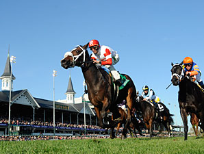 Stephanie's Kitten wins the 2011 Breeders' Cup Juvenile Fillies Turf.