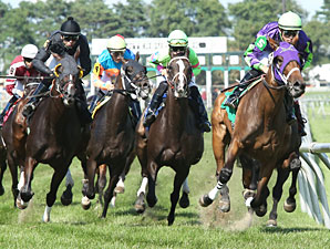 Stoupinator Wins the 2013 Northbound Pride Oaks.