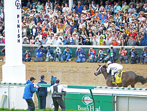 Super Saver wins the 2010 Kentucky Derby.