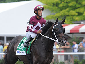 Tizway wins the 2011 Whitney.
