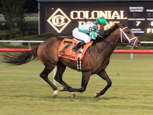 Turbo Compressor wins the 2012 Colonial Turf Cup.
