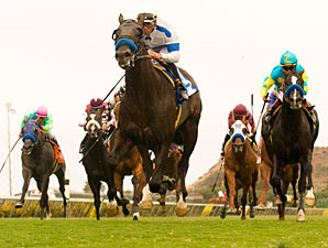 Twirling Candy wins the 2010 Oceanside.