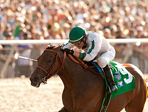 Ultra Blend wins the 2011 Clement Hirsch.