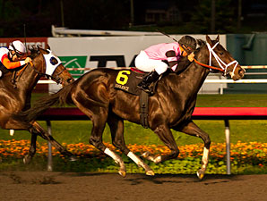 Violence wins the 2012 CashCall Futurity.