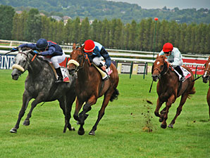 Zinabaa wins the Prix Quincey Lucien barriere